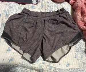 Lululemon Hotty hot shorts thumbnail 1