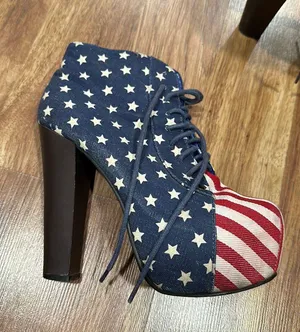 Chunky Platform Lace Up Booties Size 7.5 thumbnail 1