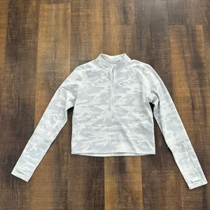 Lululemon Pace Pursuit Long Sleeve White Camo Top Size 6 thumbnail 2