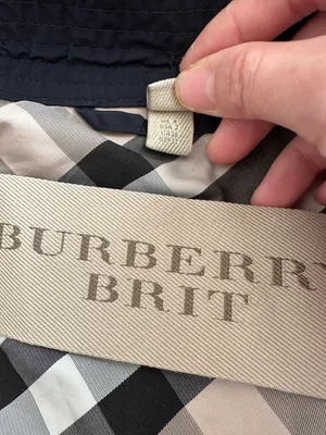 Coat . Retail $1100 thumbnail 6