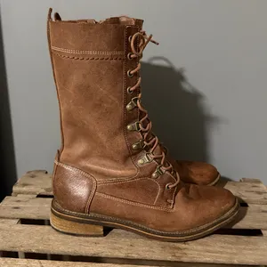 J Shoes brown leather Bailey combat style boots Size 8 B44‎ thumbnail 5