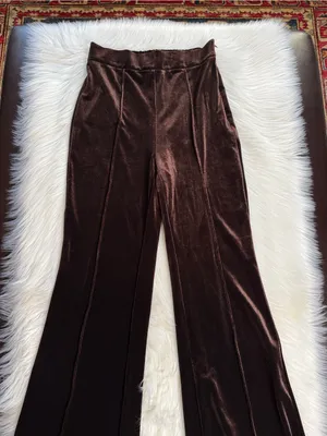 Halara Brown Velvet High Waisted Flare Pants NWOT XL thumbnail 2
