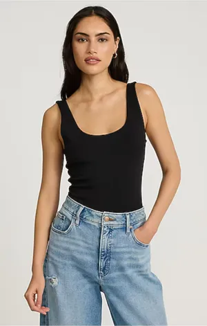 NWT Express Body contour High Compression Bodysuit Sz M thumbnail 1
