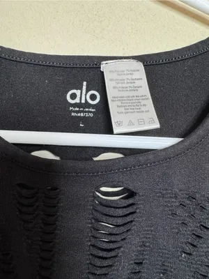 Alo Yoga Vixen Fitted Muscle Tank Top thumbnail 4