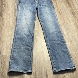 True Religion “Billy” Mid-Rise Women's Straight Leg Jeans thumbnail 3