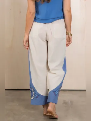 Umgee Floral Embroidered Barrel Pull On Pant Size Medium Boho-Coastal thumbnail 2