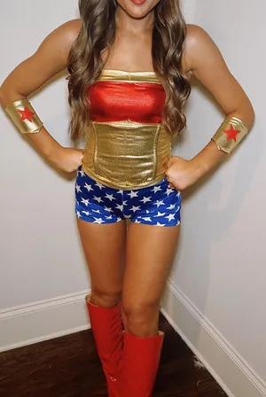 Superwoman Costume Red thumbnail 1
