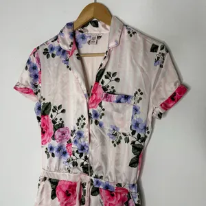 Victoria’s Secret Floral Satin Romper Pajamas XS Sleepwear One Piece Pink PJ’s thumbnail 4
