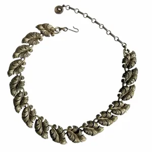 Lisner Vintage Feather Leaf Collar Necklace Statement thumbnail 5