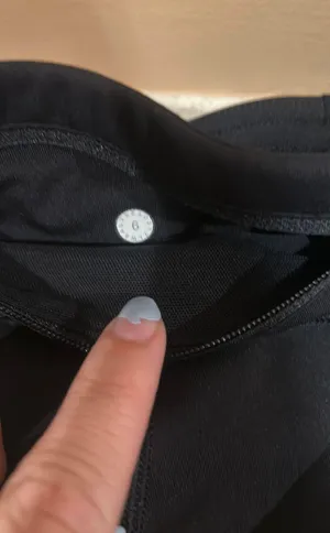 Lululemon Black Speed Up Tight 28” Leggings thumbnail 4