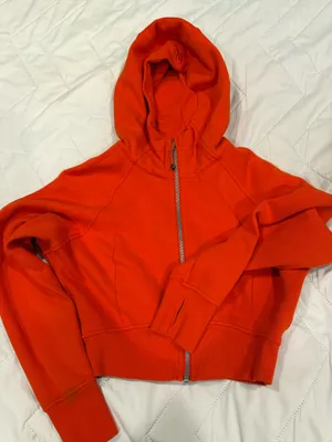 Lululemon Half-Zip thumbnail 1