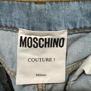 MOSCHINO COUTURE Light Wash Nailhead‎ Studded Jeans Size 8 thumbnail 9