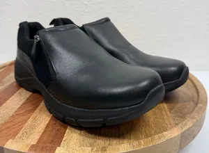 Lands End Womens Thermolite All Weather Side Zip Work Shoe Size 10 NWT Black‎ thumbnail 1