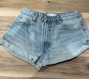 Zara Blue Denim Cuffed Jean Short Women’s 4 thumbnail 1
