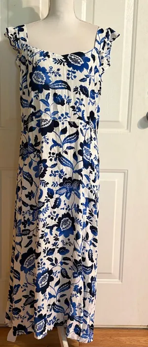 Loft NWT Blue and White Floral Maxi Dress - Women size 14 thumbnail 1