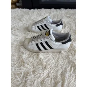 Adidas Superstar White Black Stripe Sneakers Casual Comfort Athleisure Shoes‎ thumbnail 3
