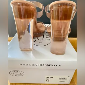 Steve Madden Glassy Tan heels thumbnail 5