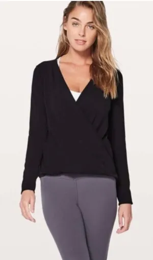 Lululemon Black Wrap Top Women’s Long Sleeve Casual Size 12 thumbnail 1