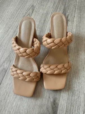 Paisley Heels Size 6 thumbnail 1