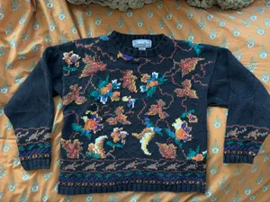 Vintage Sweater Multiple Size M thumbnail 2