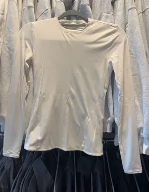 Lululemon Wundermost Long Sleeve thumbnail 1