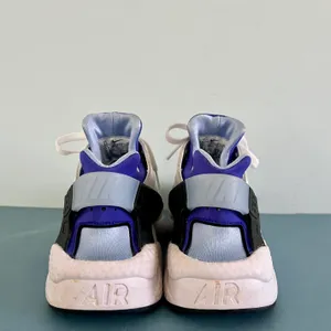 Nike Air Huarache White Lapis Deep Royal Blue Black Sneakers thumbnail 6