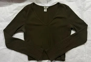 Bozzolo Olive Ribbed V-Neck Long Sleeve Sweater thumbnail 1