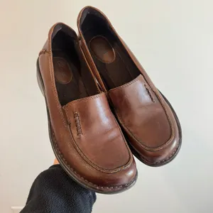 Clarks Artisan Mill Town Leather Loafers‎ in Brown Size 7.5N thumbnail 2