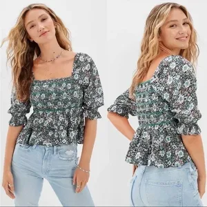 American Eagle Floral Smocked Peplum Top‎ Square Neck Puff Sleeve L thumbnail 2