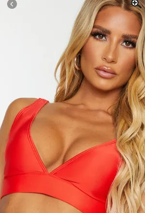 Pretty Little Thing Brand New Sexy Red Bikini thumbnail 2
