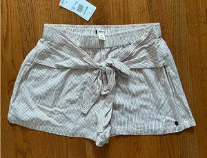 Roxy New shorts thumbnail 1