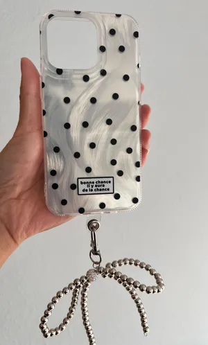 Iphone 15 Bow case thumbnail 1