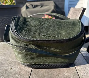 Marc Jacobs REVERSIBLE leather Crossbody / Creme /Hunter Green, GOAT leather thumbnail 2