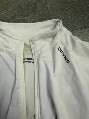 Dfyne shorts and jacket  thumbnail 3