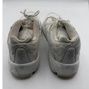 Nike Air Monarch I 305294-111 Sneakers Women's 9 White Gym Walking Running Shoes thumbnail 6