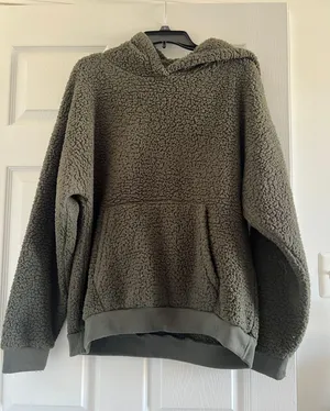 American Eagle Outfitters Sweatshirt thumbnail 1