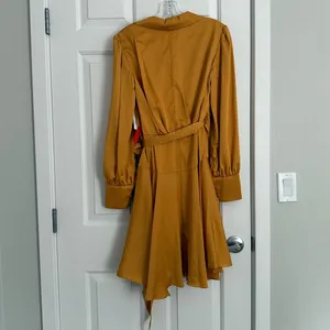 Mac Duggal 70135 Bishop Sleeve Wrap Dress‎ - Size 4 - Marigold - NWT thumbnail 5