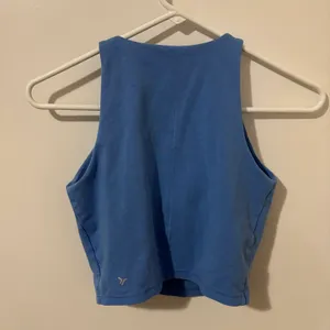 Blue Old Navy Cropped Workout Top thumbnail 3