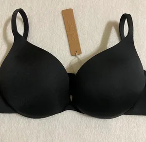 SKIMS Ultimate Push Up Bra 34A thumbnail 2
