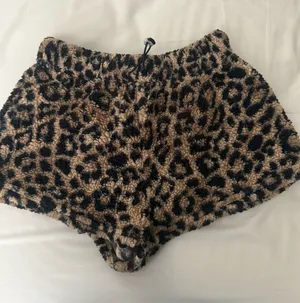No Boundaries Cheetah Shorts thumbnail 1