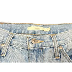 Levi's 94' Baggy Y2K Women's Size 27x31 Blue Denim Medium Wash Jeans Cotton thumbnail 6
