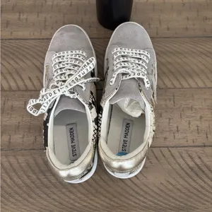 Steve Madden Women's Snake Print Sneakers - Gray and Cream thumbnail 6