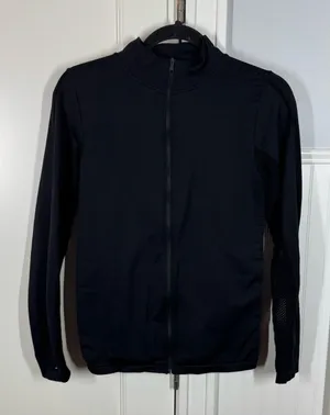 Varley Poinsetta mesh laser cut Black Jacket Size L/XL‎ activewear gym workout thumbnail 1