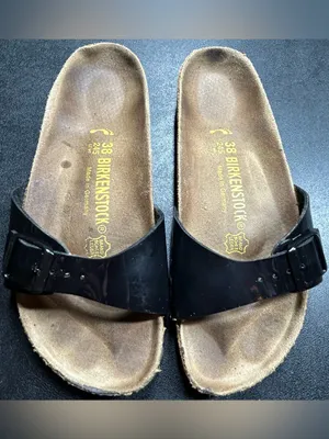 Birkenstock Women’s Size 38 US Size 7.5-8 Madrid Black Patent Sandals thumbnail 2