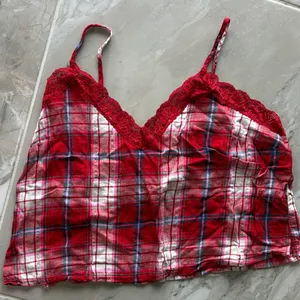 Colsie Red Plaid Lace Camisole Size L thumbnail 1