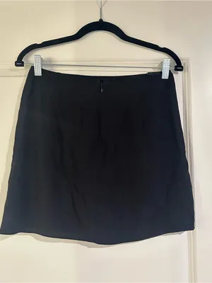 Aritzia | Sunday Best - Black Mini Skirt with Side Slit thumbnail 5