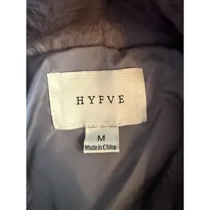 HYFVE Faux Fur Jacket Womens Medium Gray Plush Short Coat Soft Polyester Winter thumbnail 2