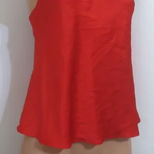NWOT Victoria’s Secret Red Satin Bow-Back Tank Shirt Sleep Top Sz M thumbnail 5