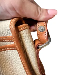 DOONEY & BOURKE Vintage Essex Crossbody Pebbled‎ Cream thumbnail 4