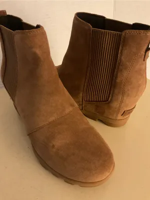 Sorel Women's Suede Chelsea Platform Joan of Artic wedge boots US 8.5 thumbnail 1